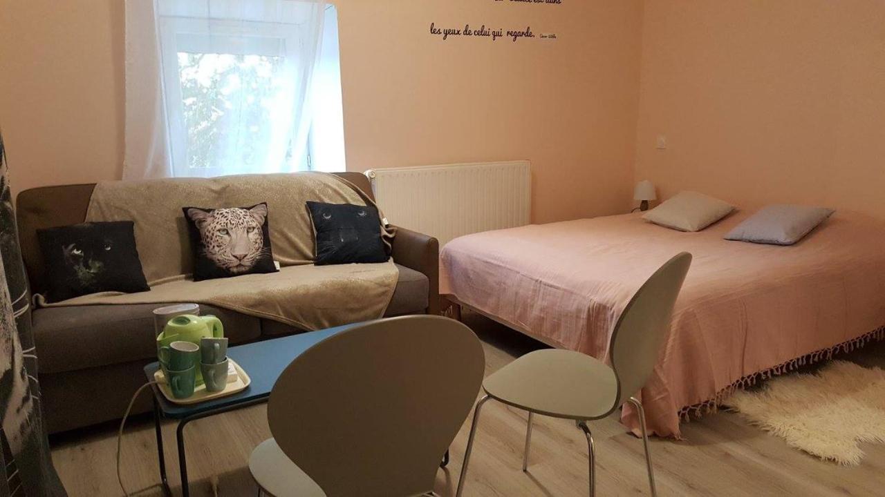 Bed and Breakfast Chez Val Et Fred 85 Les Essarts  Экстерьер фото